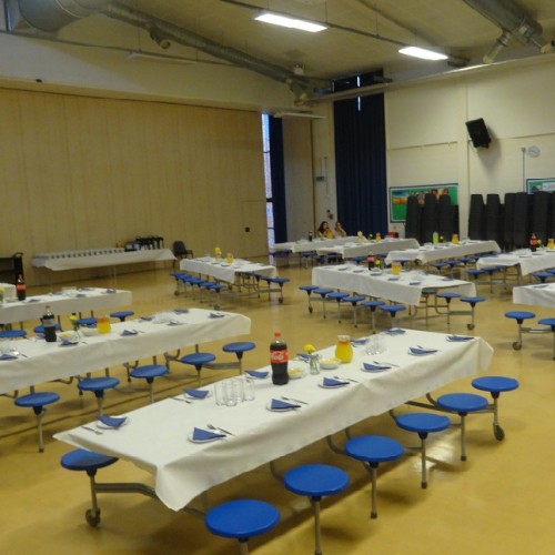 Dining Hall At Lea Valley School Bullsmoor Lane Brook Lane North Enfield En3 6tw London England For Hire