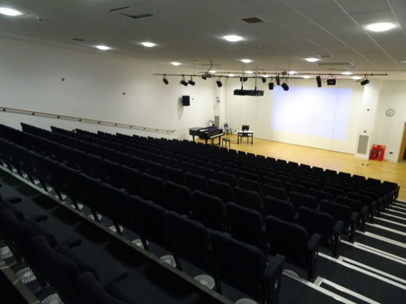 Tudor Grange Academy Worcester, Bilford Road, Worcester, WR3 8HN