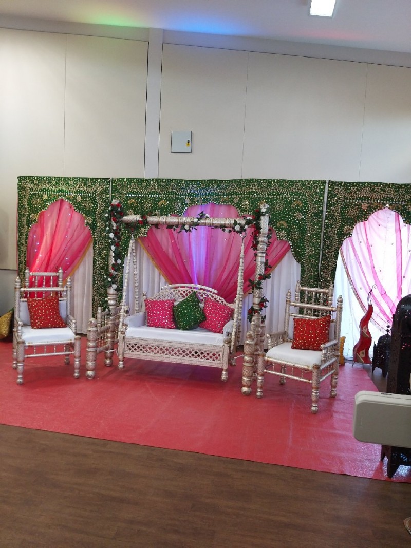 Limes Centre, Chigwell, The Limes Centre, Limes Avenue, Chigwell, IG7