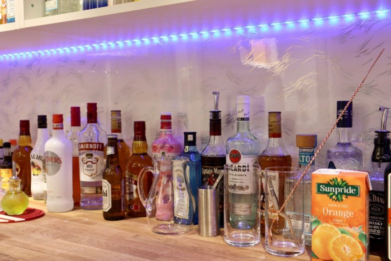 Roman Park Hall, Aylesbury, Roman Park Hall, Sir Henry Lee Crescent, Aylesbury, HP18 0YT